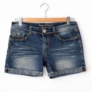 Ariya Jeans Denim Shorts Size 7/8 Distressed Cuffed Y2k Style